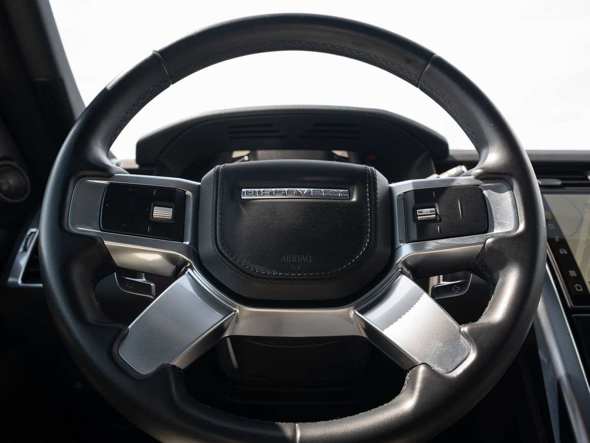 2023 Land Rover Unspecified P360 R-DYNAMIC HSE thumb 12