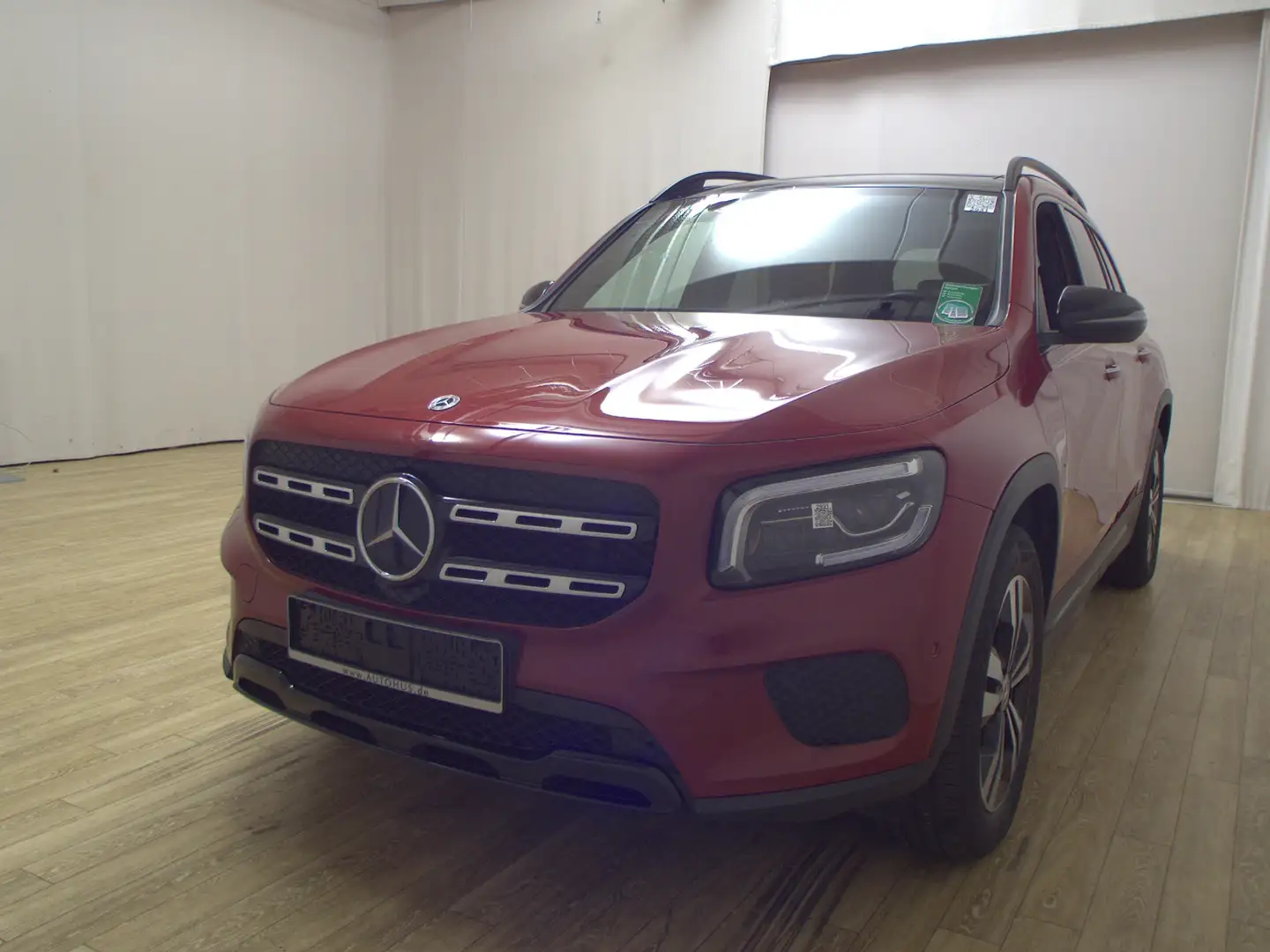 Mercedes-Benz GLB 220 d Progressive AHK Navi HuD LED Pano Rot - 2