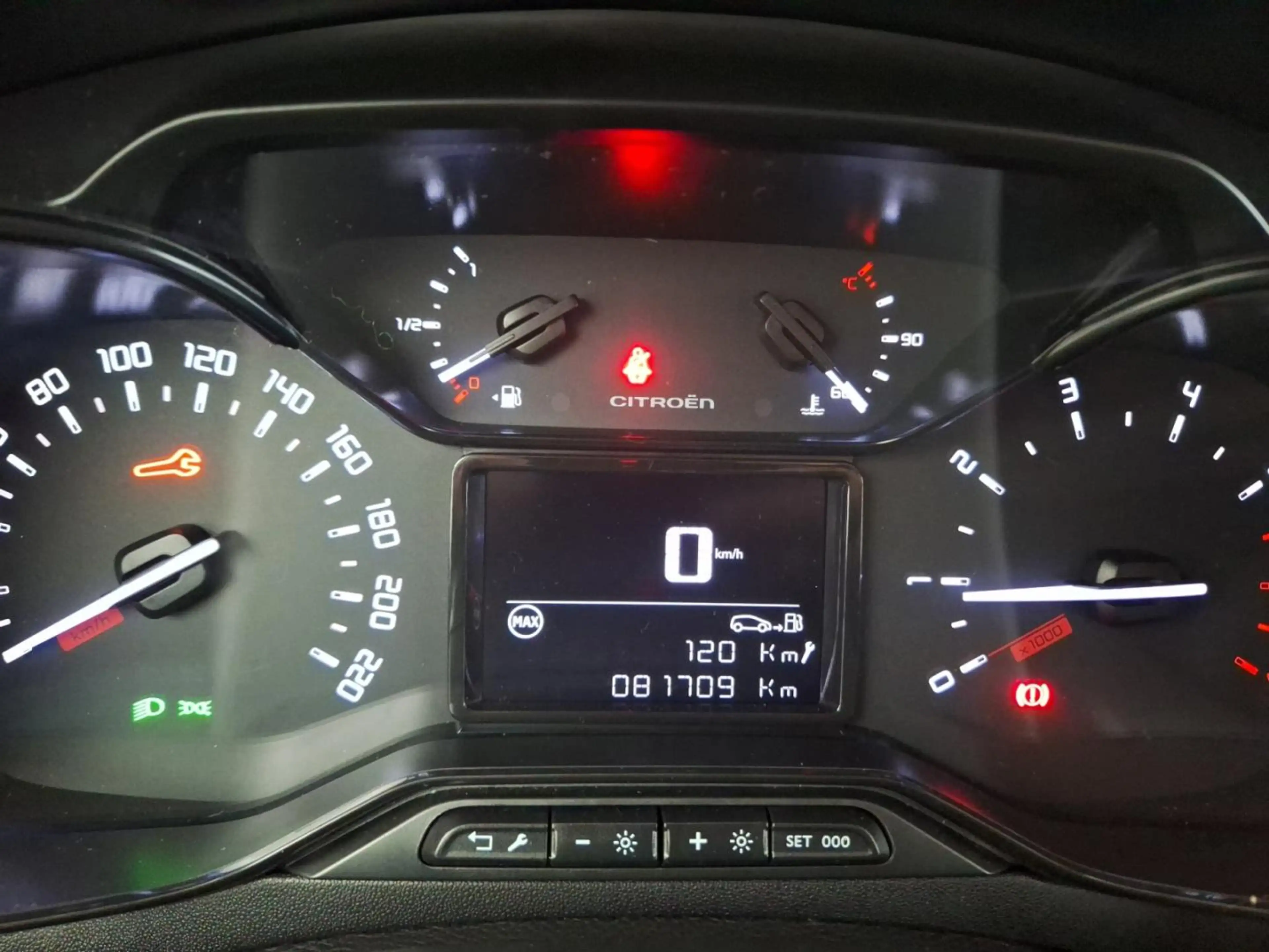 Citroen C3 LIVE *CARPLAY*RADIO*CRUISE CONTROL*AIRCO* — photo 10