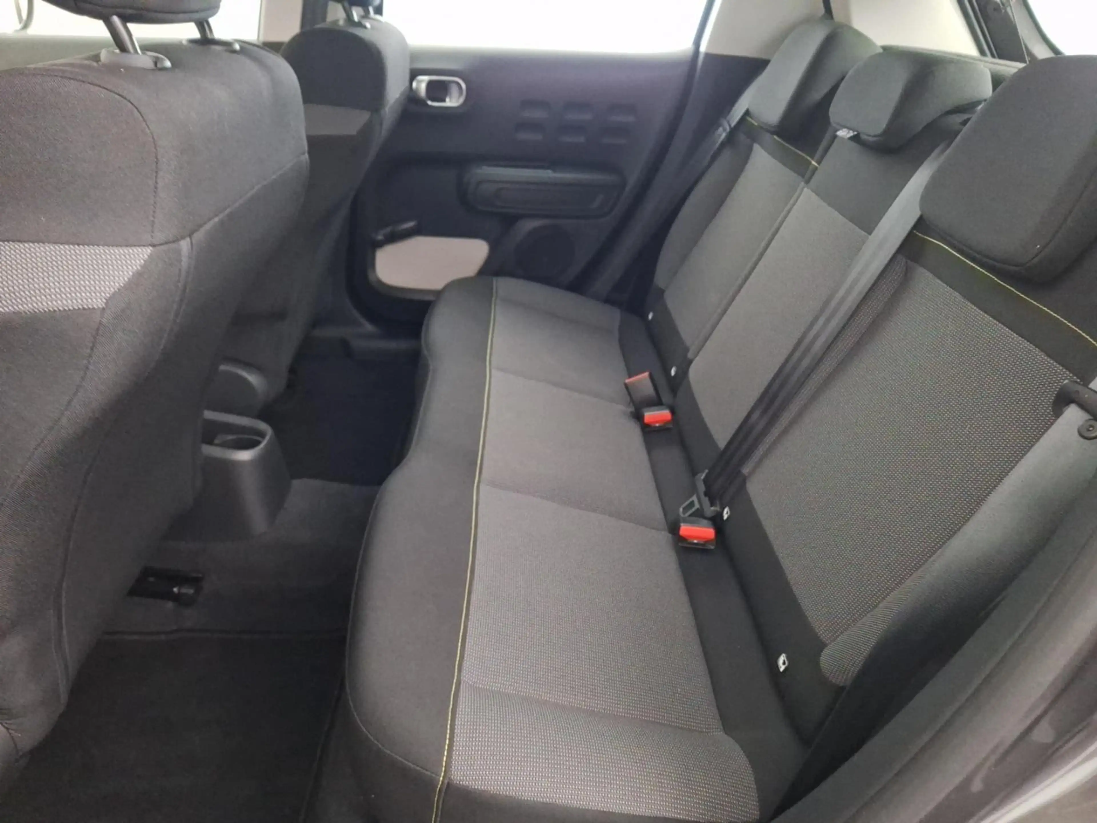Citroen C3 LIVE *CARPLAY*RADIO*CRUISE CONTROL*AIRCO* — photo 9