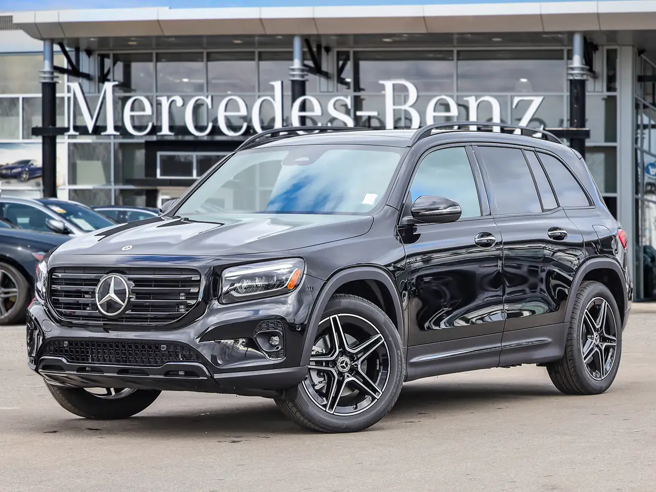 Mercedes-Benz GLB снимка Mercedes-Benz GLB