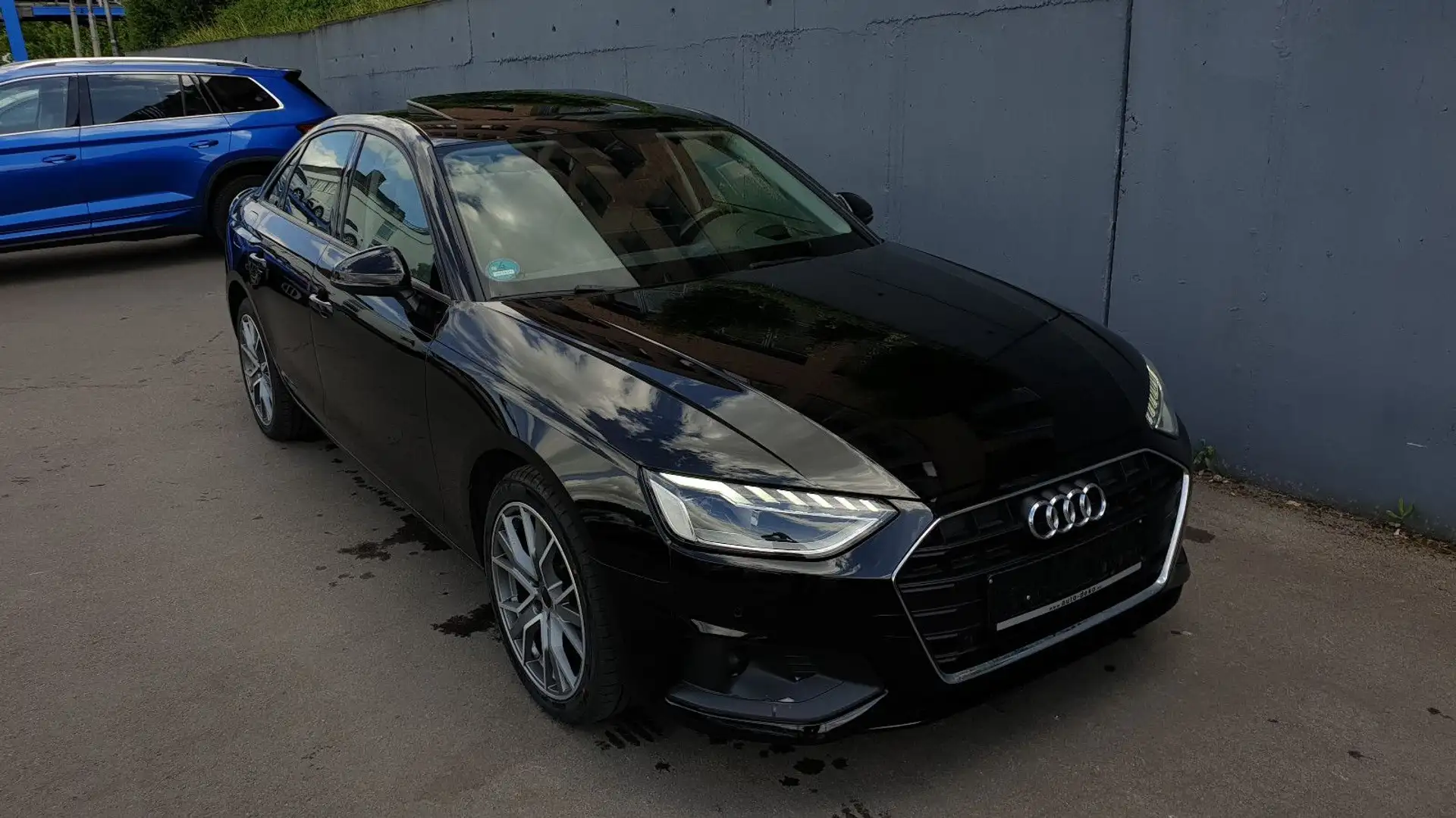 Audi A4 35 TDI S tronic Navi+/GSBD/Kamera/ACC/18 Schwarz - 2