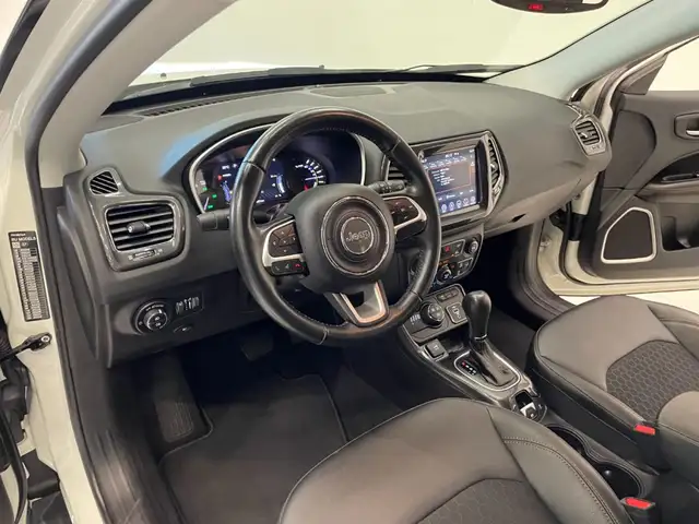 Jeep Compass view 15