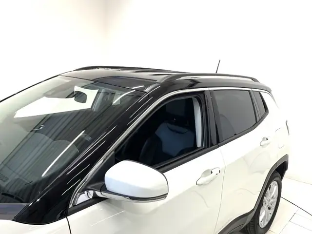 Jeep Compass view 14