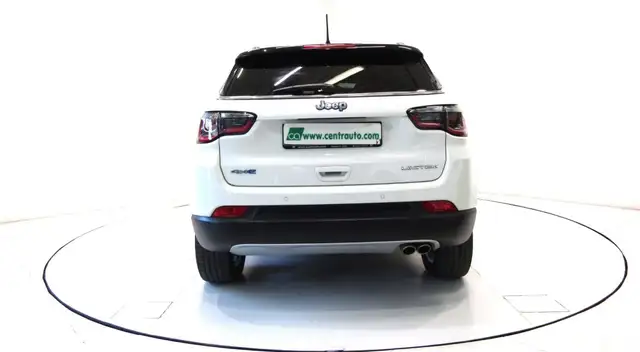 Jeep Compass view 4