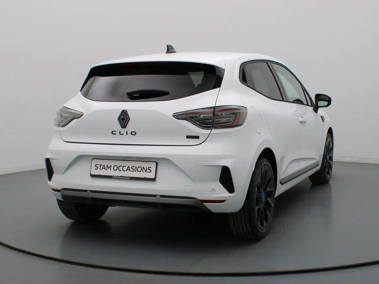 Renault Clio 2026 — фото 18