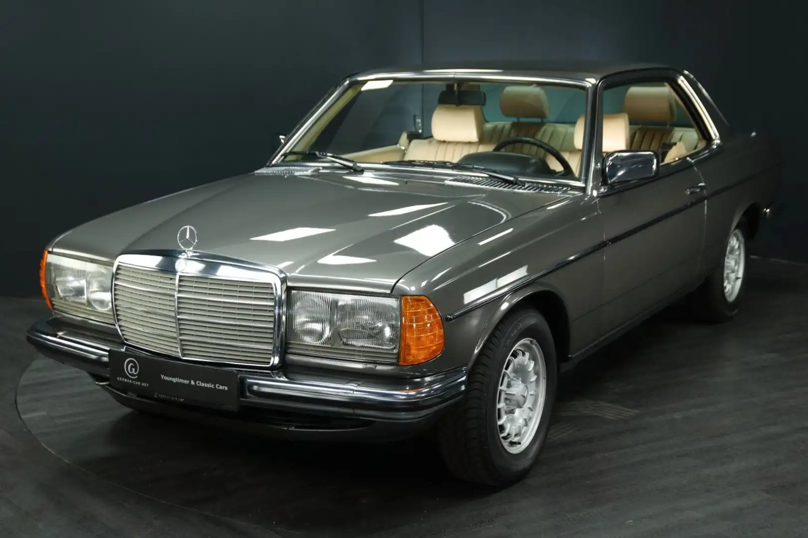 Mercedes-Benz 280 CE Aut./Klima/Airb./Leder/elFH/Sitzheizg/CD Grau - 1
