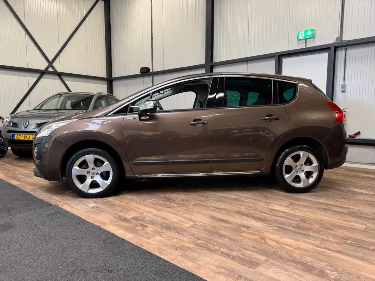 Peugeot 3008 1.6 VTi Style / CLIMA / PANORAMA-DAK /CRUISE / NAV Bruin - 2
