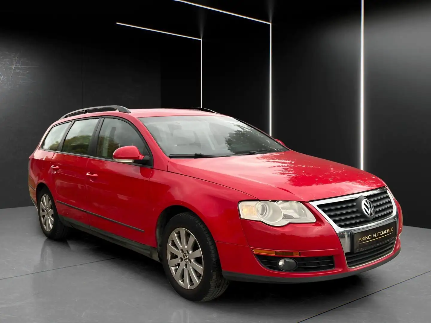 Volkswagen Passat Variant 1.6 Trendline *Klima*Tüv*Family Rouge - 1