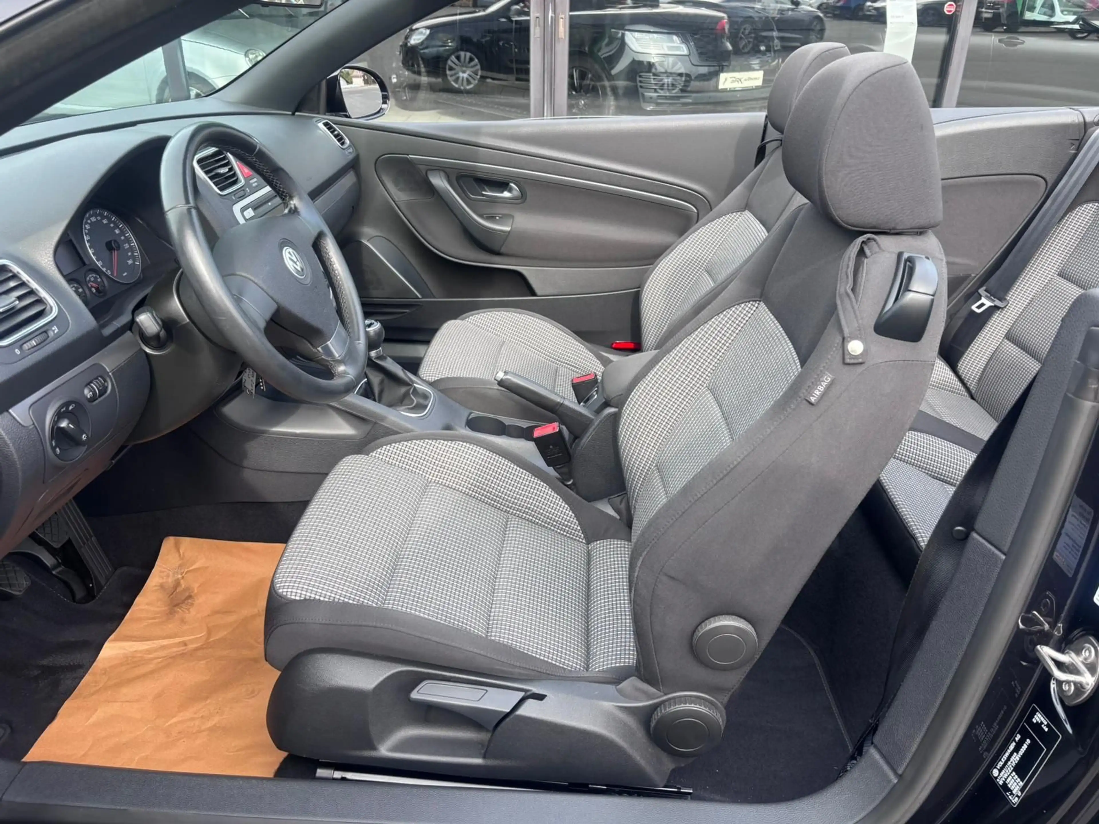 Volkswagen Eos 2.0 FSI **NAVI**1-HAND**ERST 88000KM** — photo 14