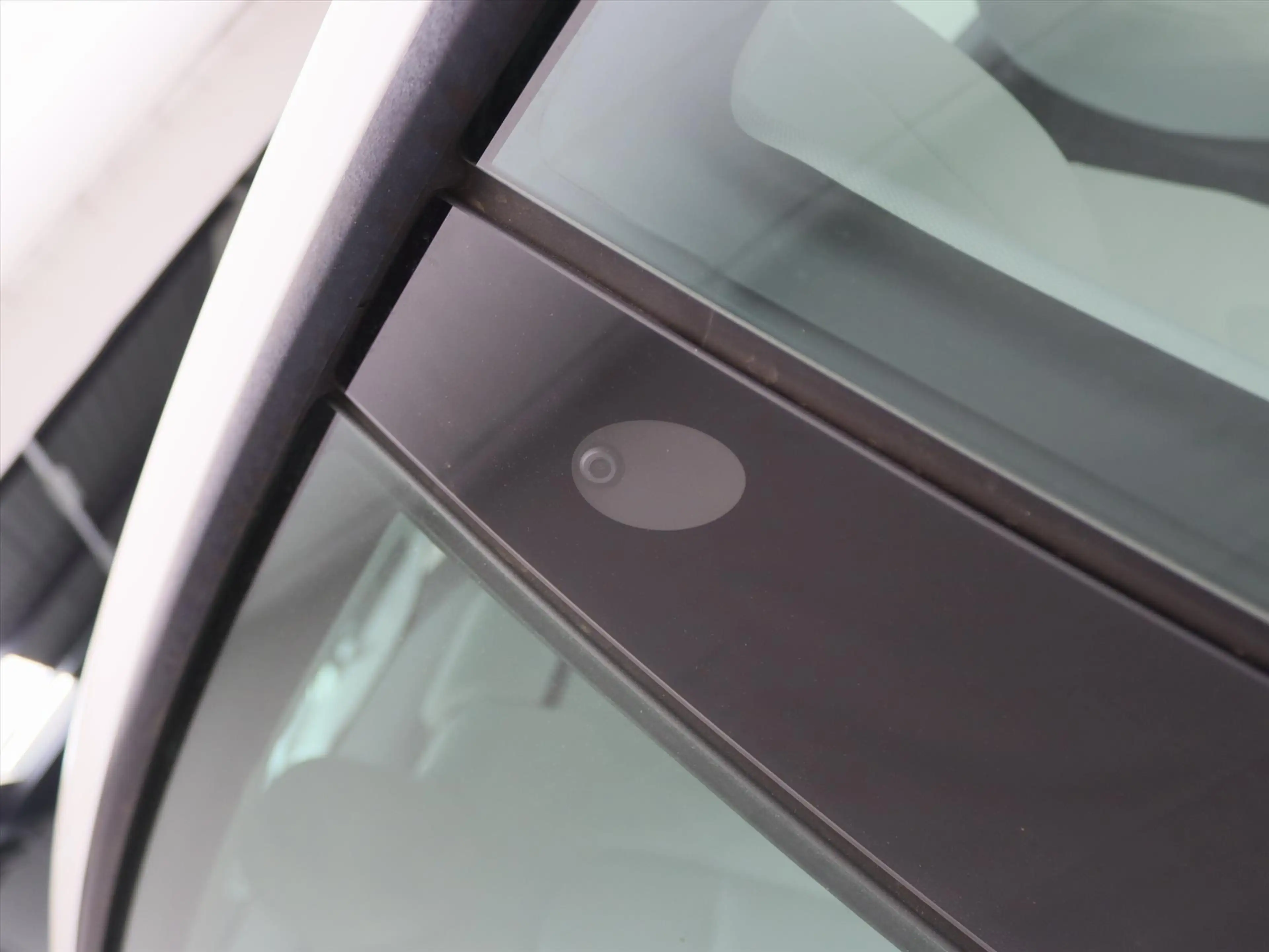 Tesla Model 3 Standard RWD Plus UPGRADE 94.6% SoH [ RYZEN+WIT LE — photo 29