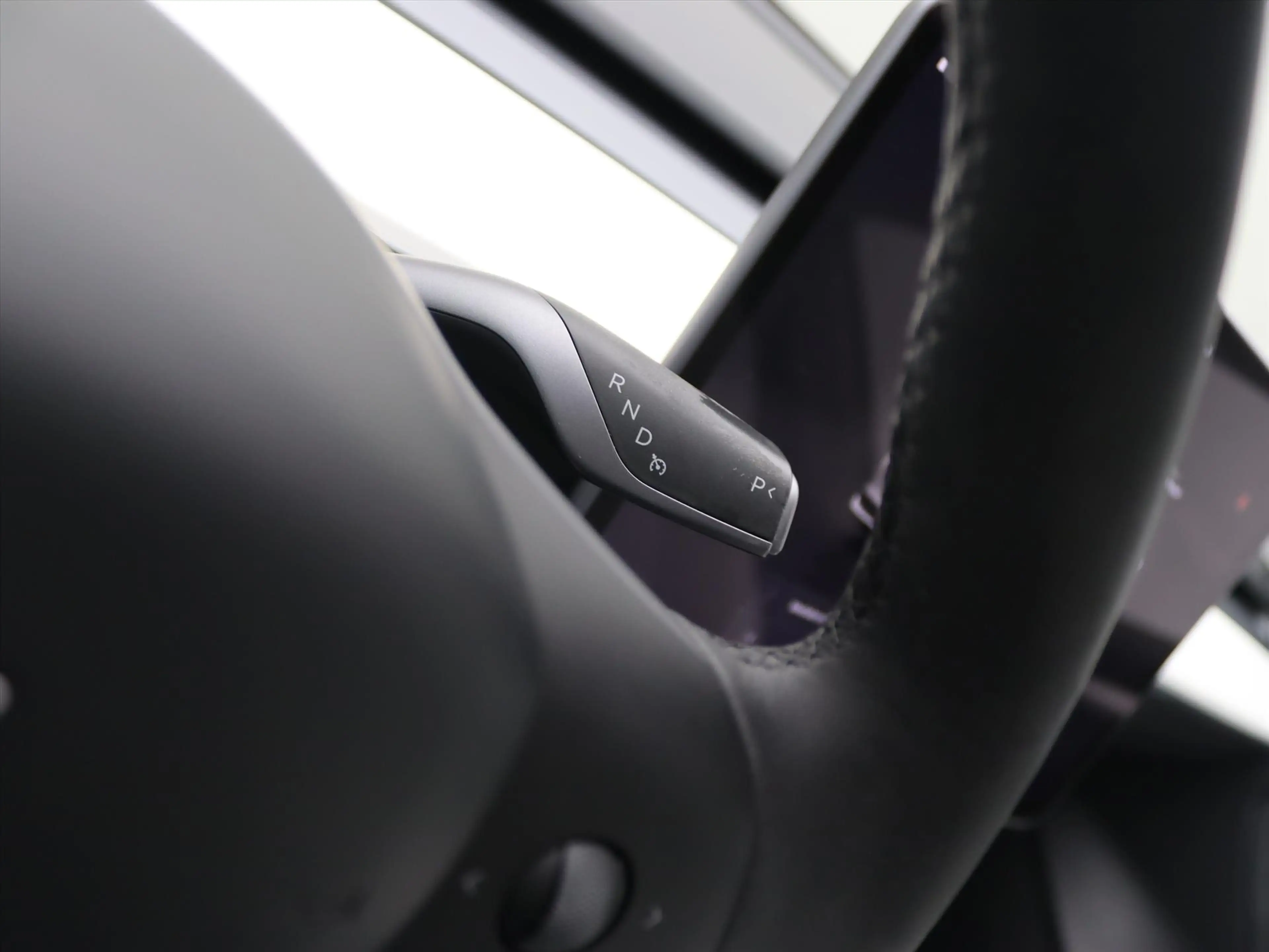 Tesla Model 3 Standard RWD Plus UPGRADE 94.6% SoH [ RYZEN+WIT LE — photo 24