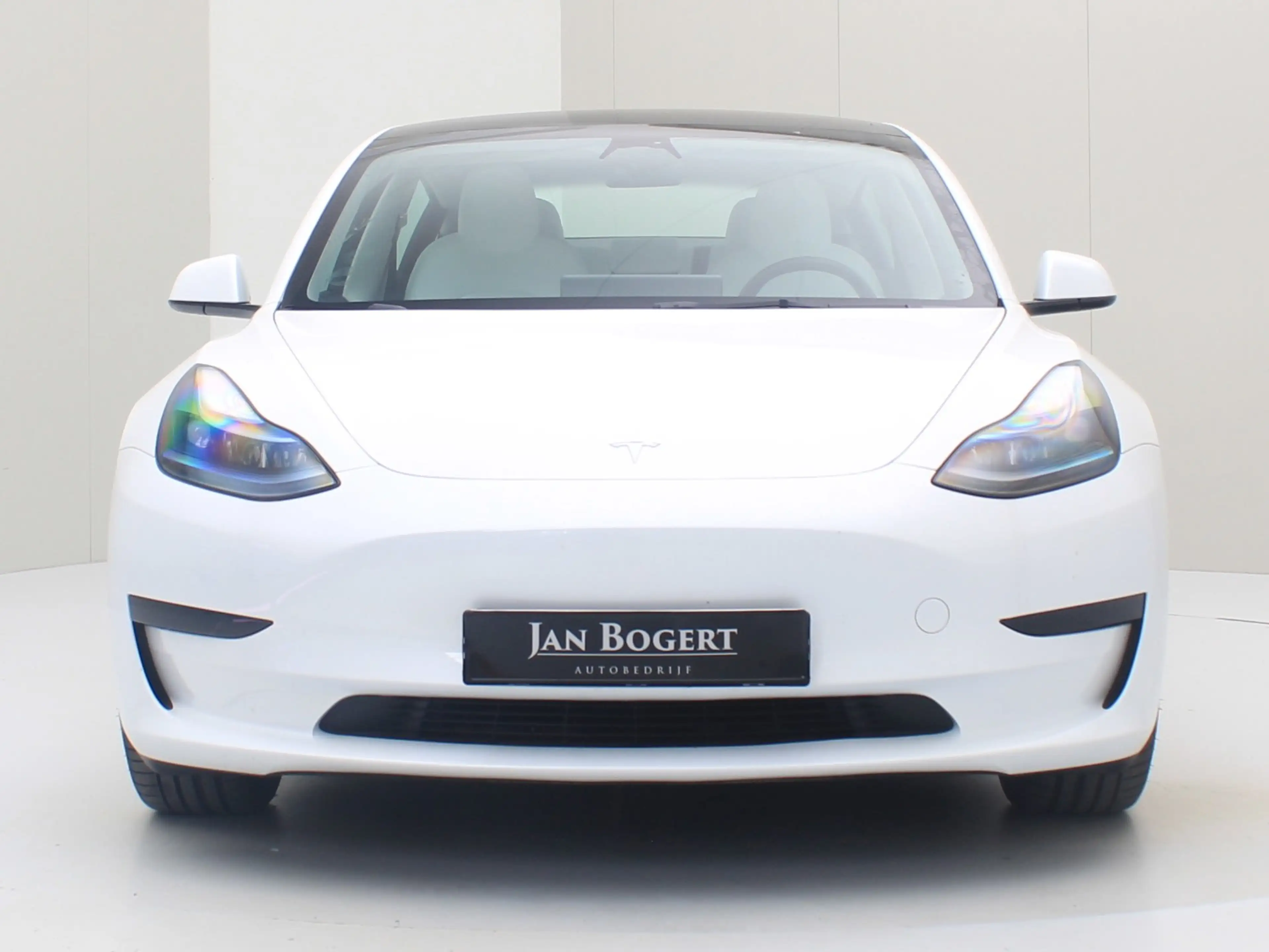 Tesla Model 3 Standard RWD Plus UPGRADE 94.6% SoH [ RYZEN+WIT LE — photo 5
