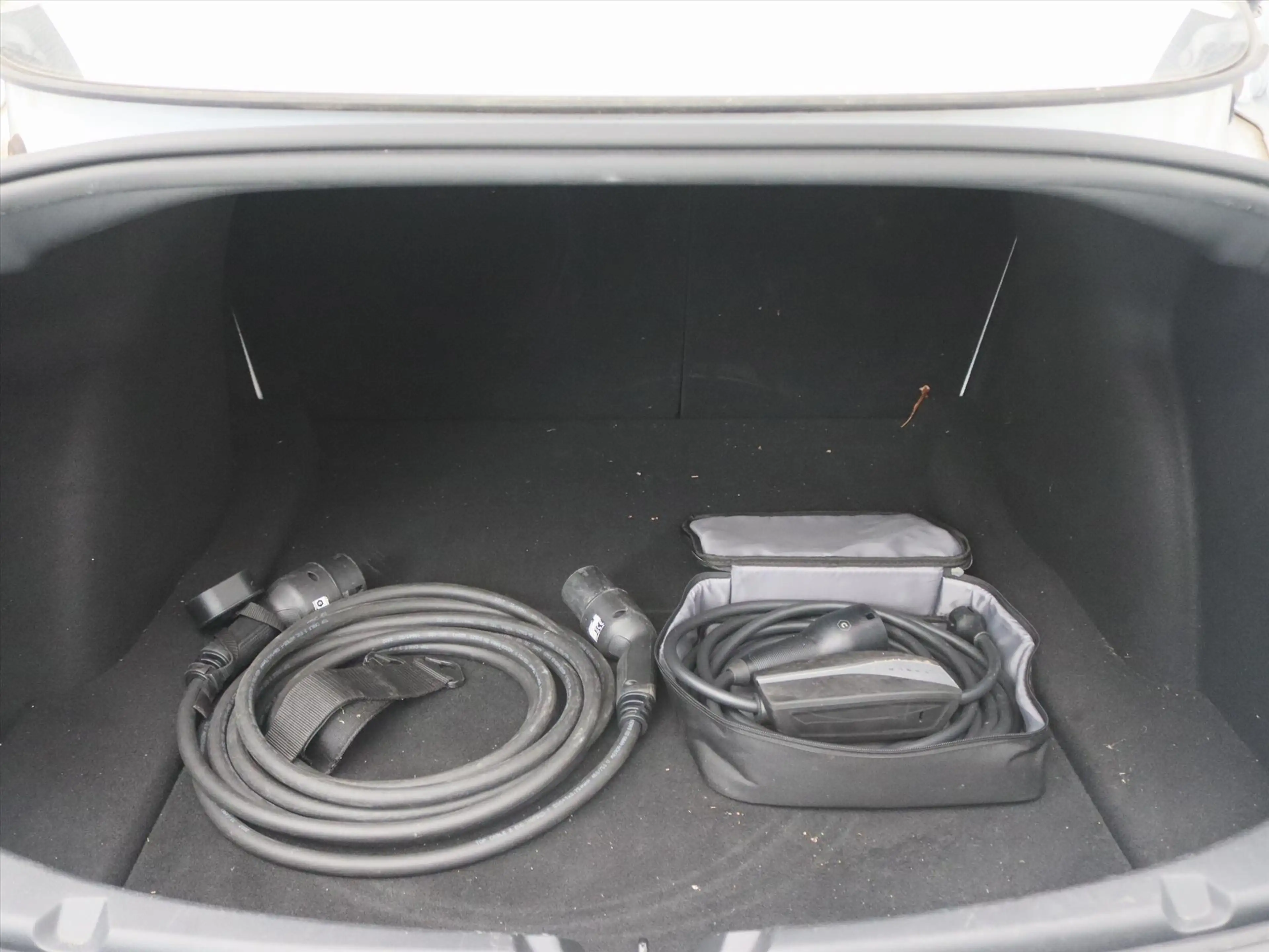Tesla Model 3 Standard RWD Plus UPGRADE 94.6% SoH [ RYZEN+WIT LE — photo 26