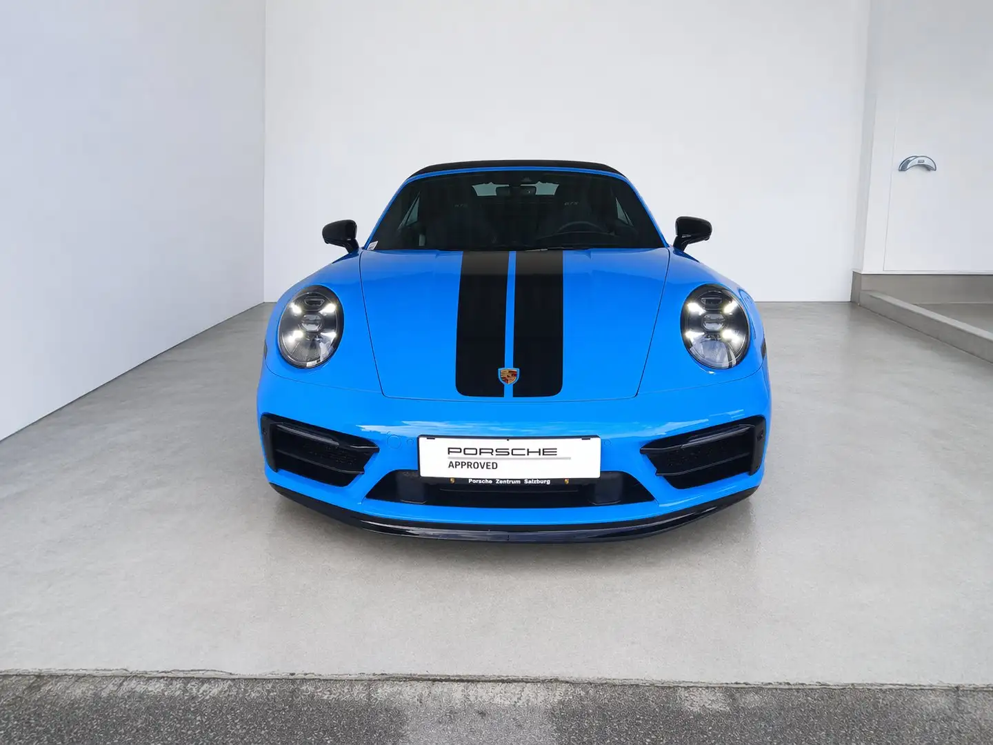 Porsche 911 Carrera GTS Cabriolet Blau - 2