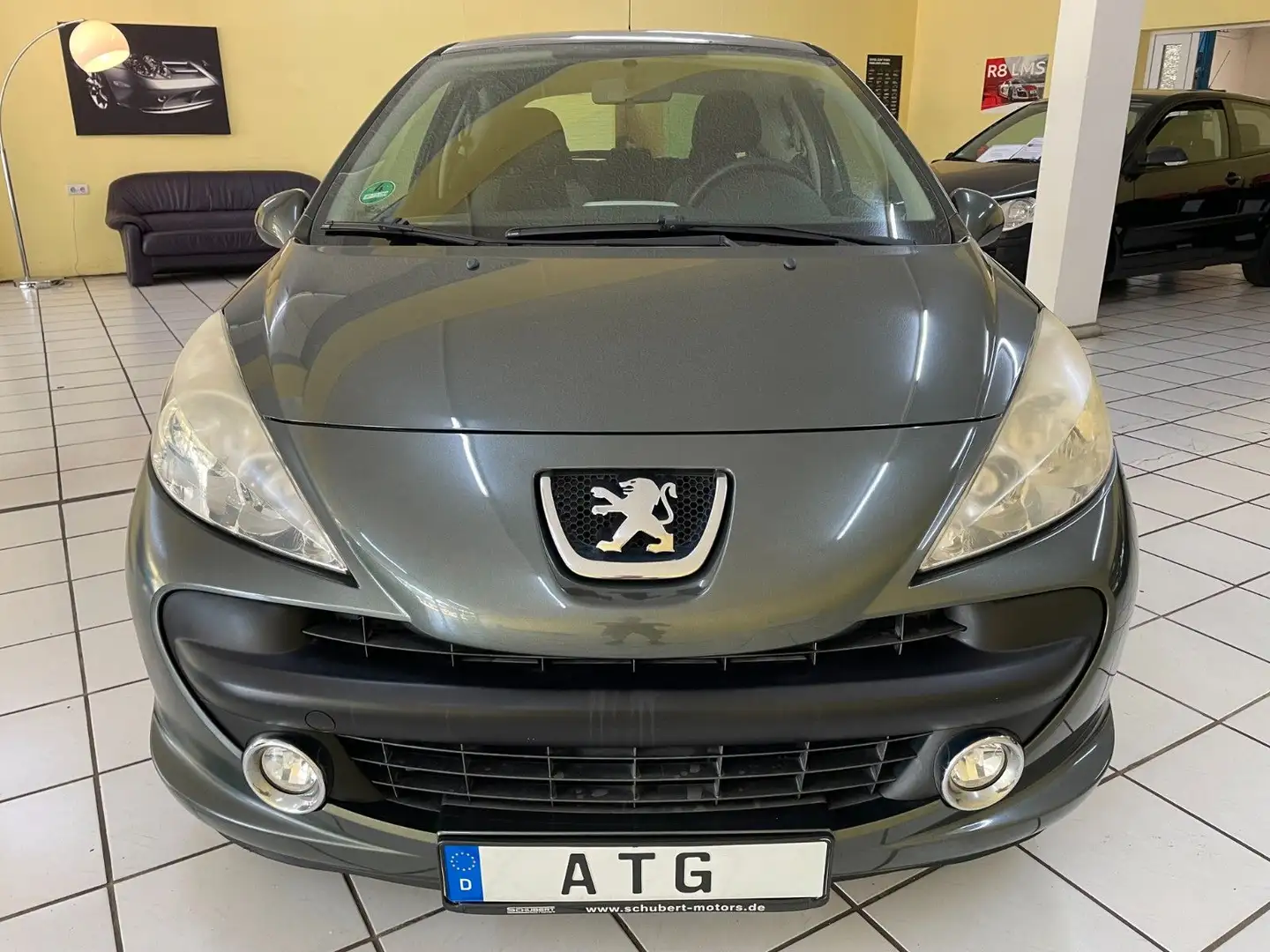 Peugeot 207 Urban Move 1.4, HU 10/26 Grau - 2