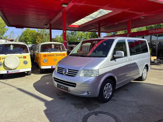 Volkswagen T5 Multivan 2,5 TDI AHK Automatik 2-Schiebetüren