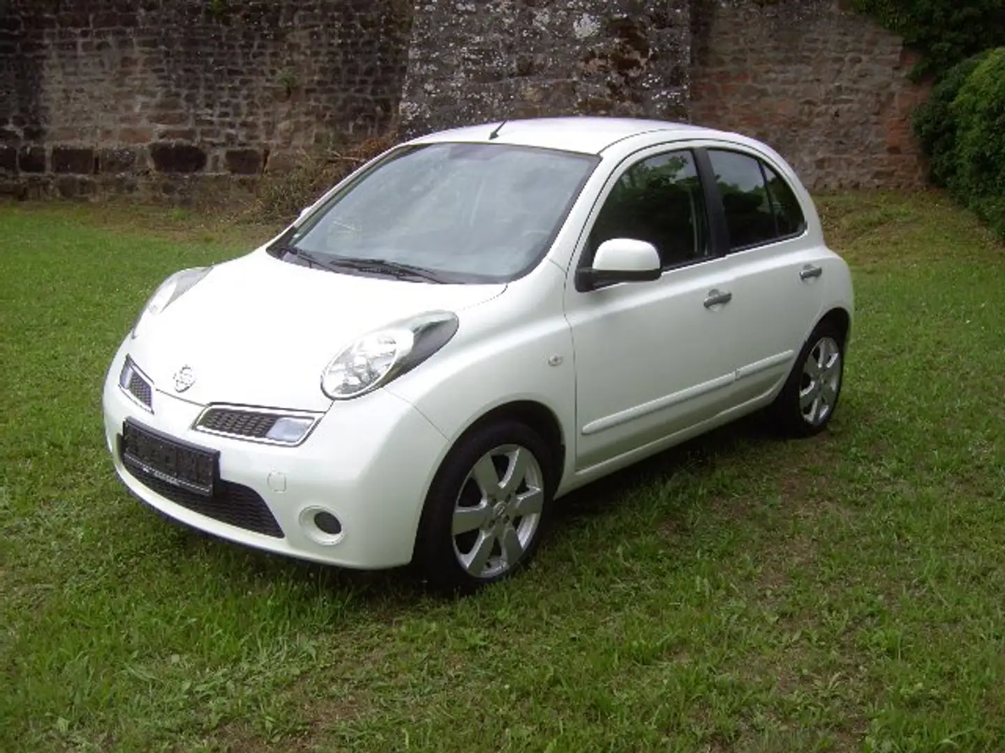 Nissan Micra I-Way/2.HD/ Klima7Alu/Bluetooth/4 Türen Weiß - 1