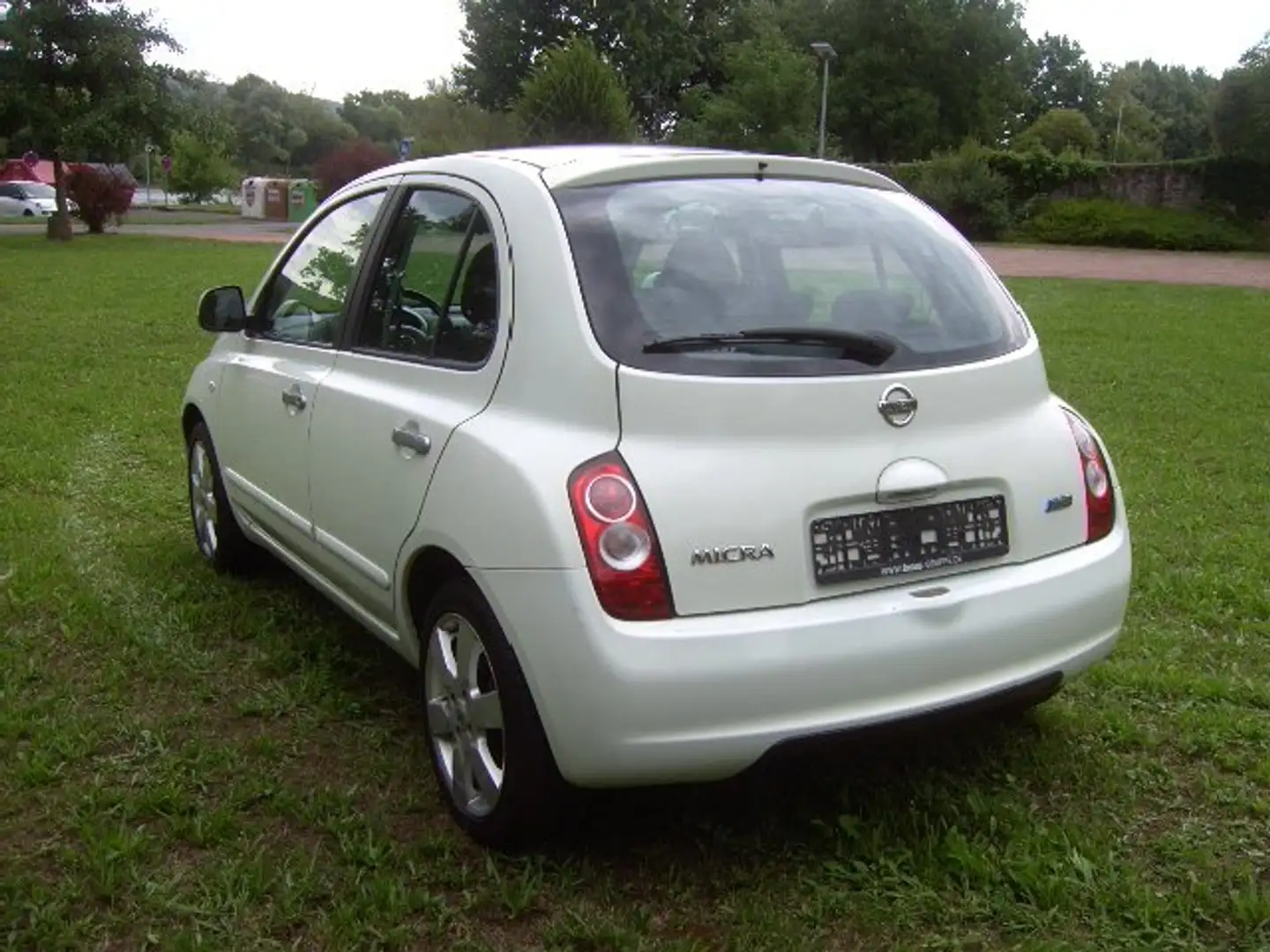 Nissan Micra I-Way/2.HD/ Klima7Alu/Bluetooth/4 Türen Weiß - 2