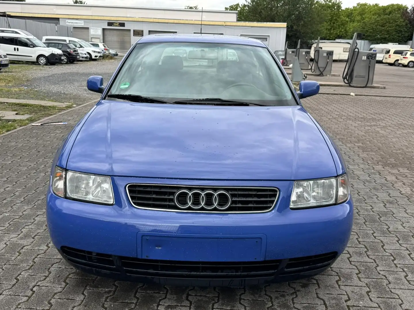 Audi A3 1.8 Ambiente Bleu - 1