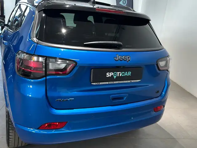 Jeep Compass view 5