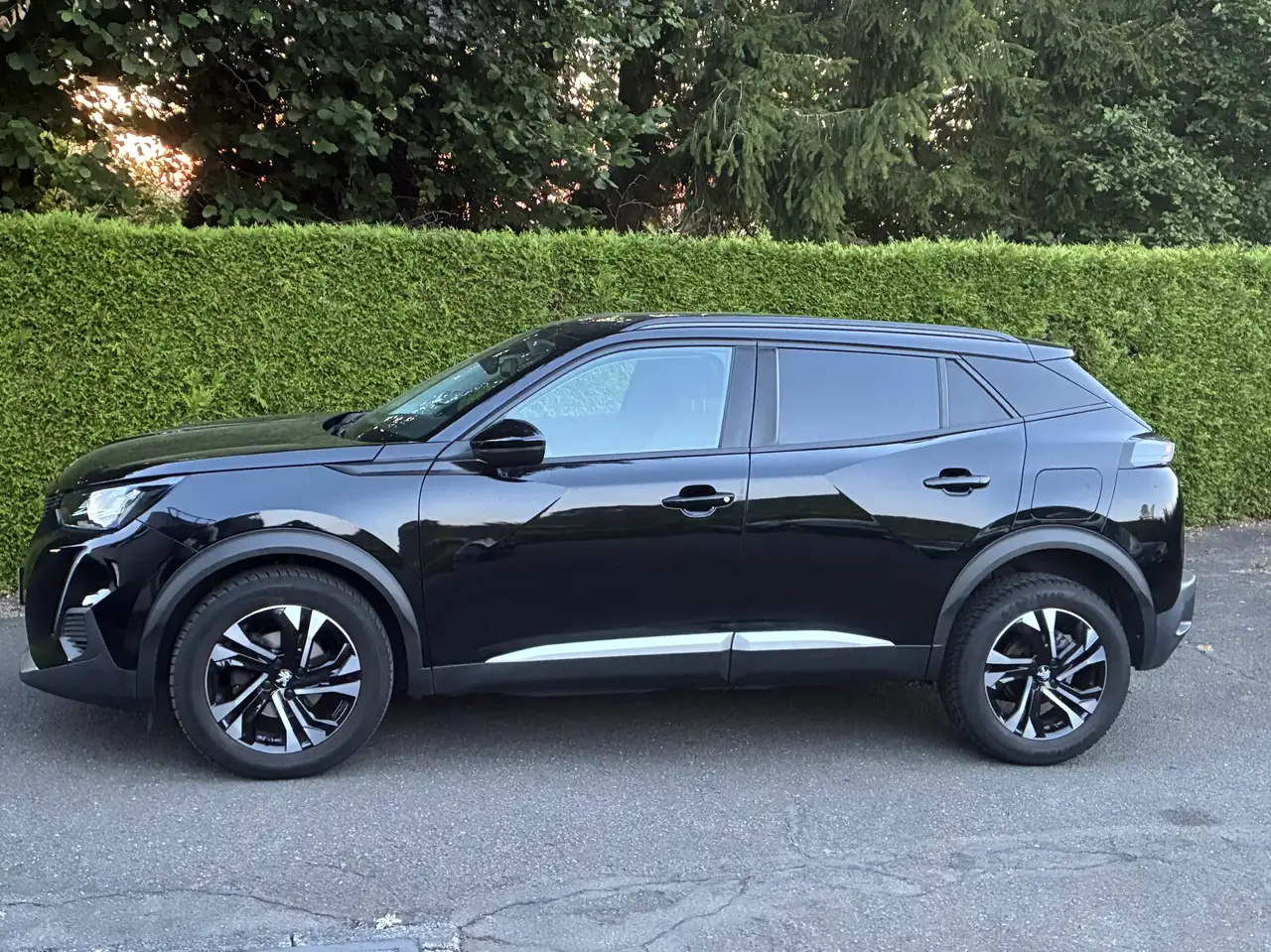 Peugeot 2008 1.2 i Allure pack-130 cv-6 vit /Carplay/Leds/GPS/Multi/Régul, миниатюра 5