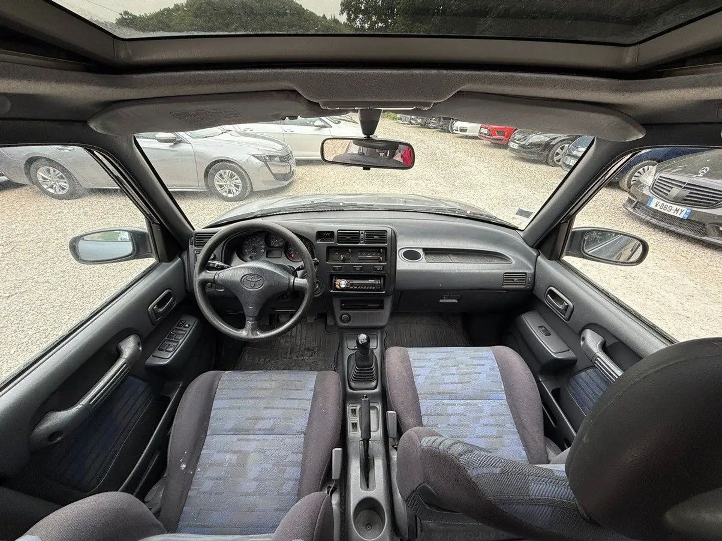 Toyota RAV 4 2.0i 128cv 4WD 3ème main Gris - 2
