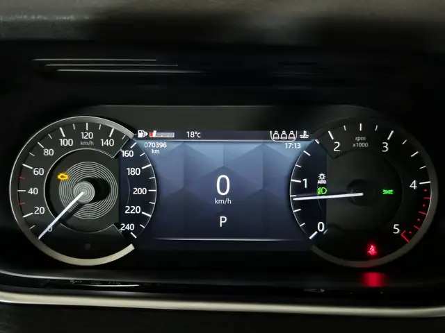 Land Rover Range Rover Evoque view 14