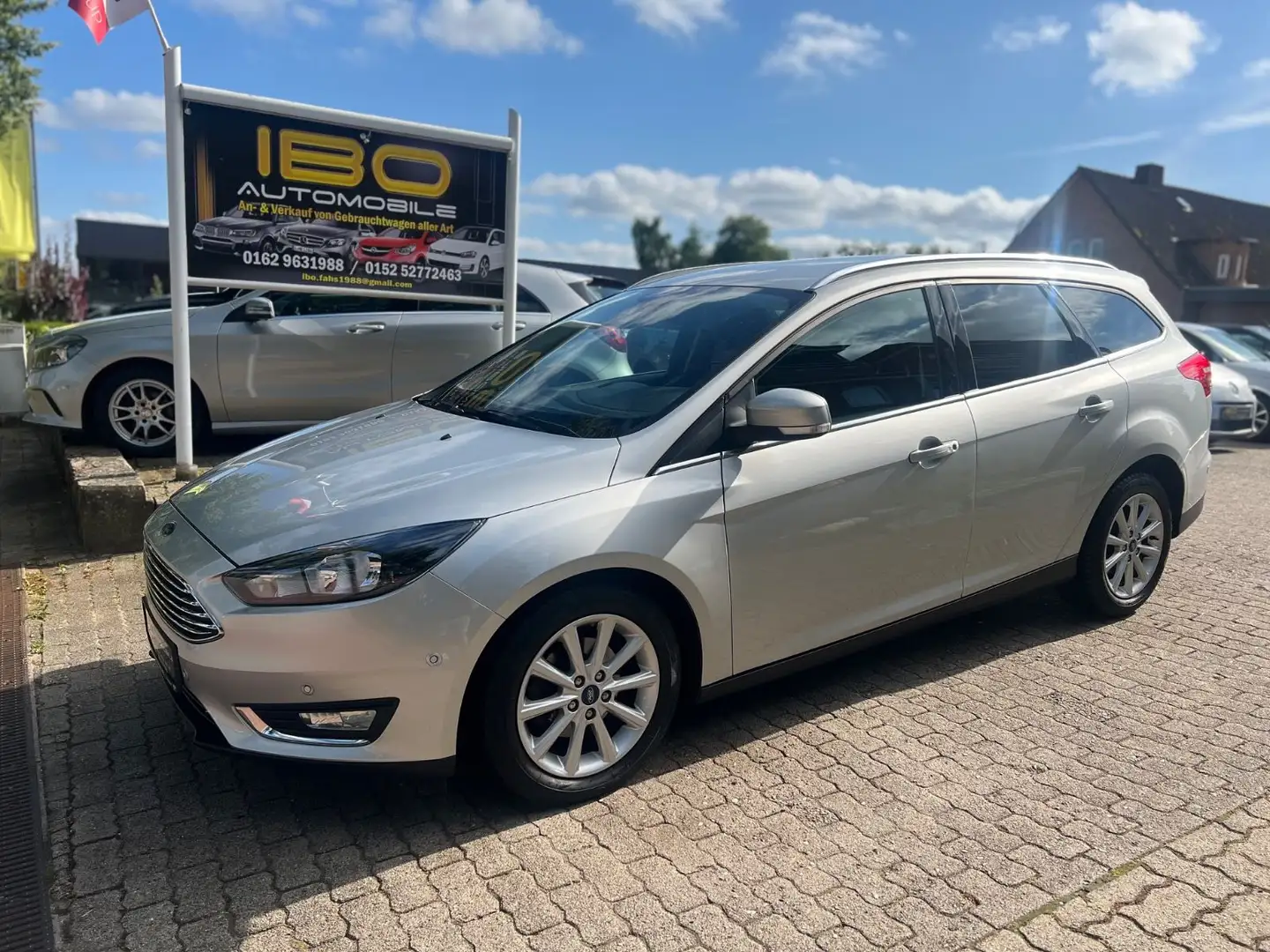 Ford Focus Turnier Titanium+Sitzh+Lenkh+GJR+HU NEU Argent - 1