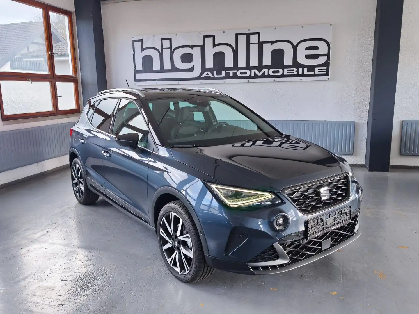 SEAT Arona FR 1,5 TSI - 150 PS - DSG - LED,PDC,Kamera Gris - 1