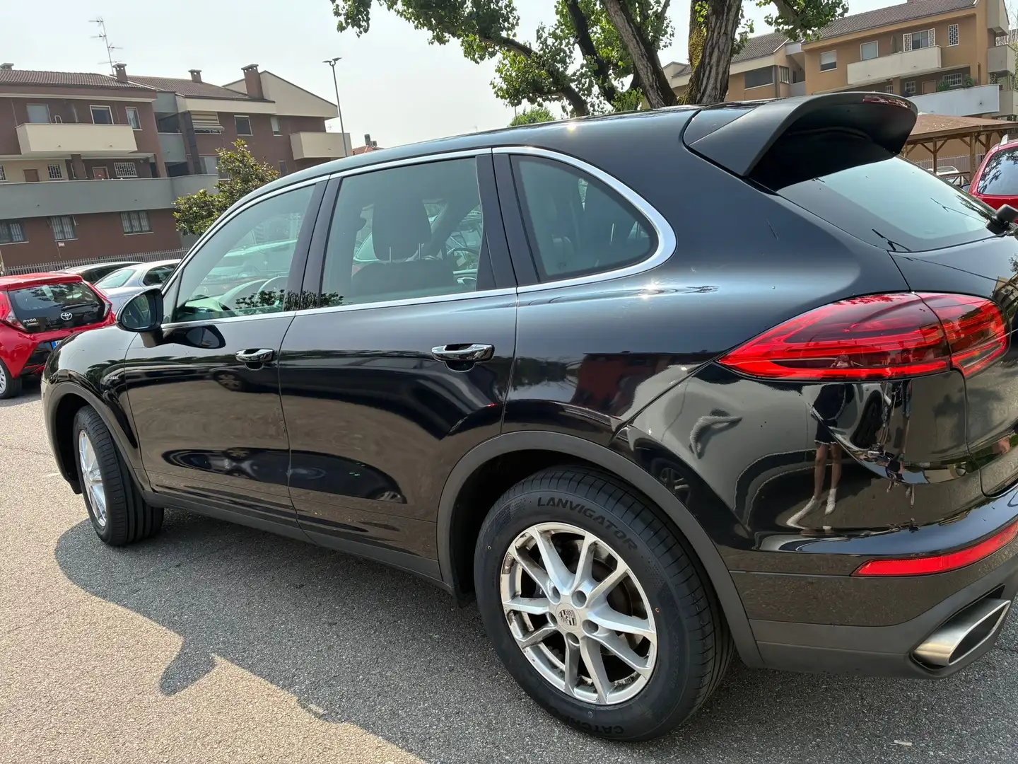 Porsche Cayenne full - 2