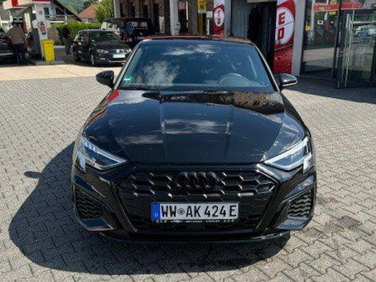 Audi A3 Sportback TFSI e S line Schwarz - 2