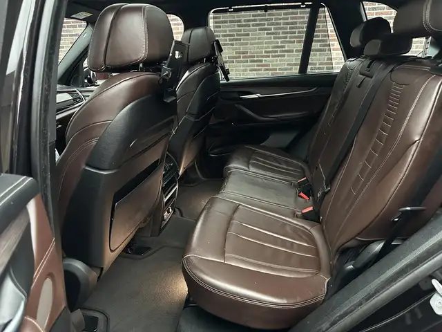 BMW X5 view 17