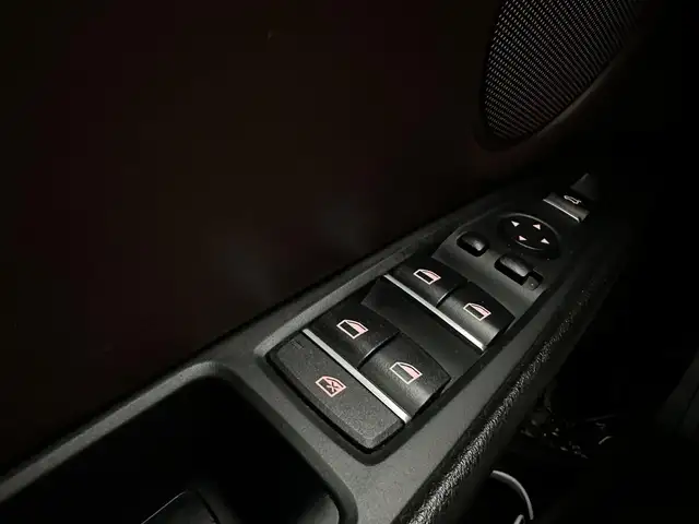 BMW X5 view 23