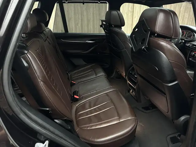 BMW X5 view 26