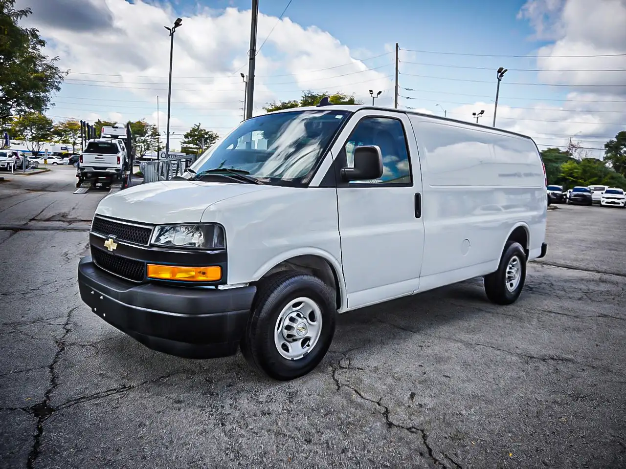 Chevrolet Express 2500 снимка Chevrolet Express 2500