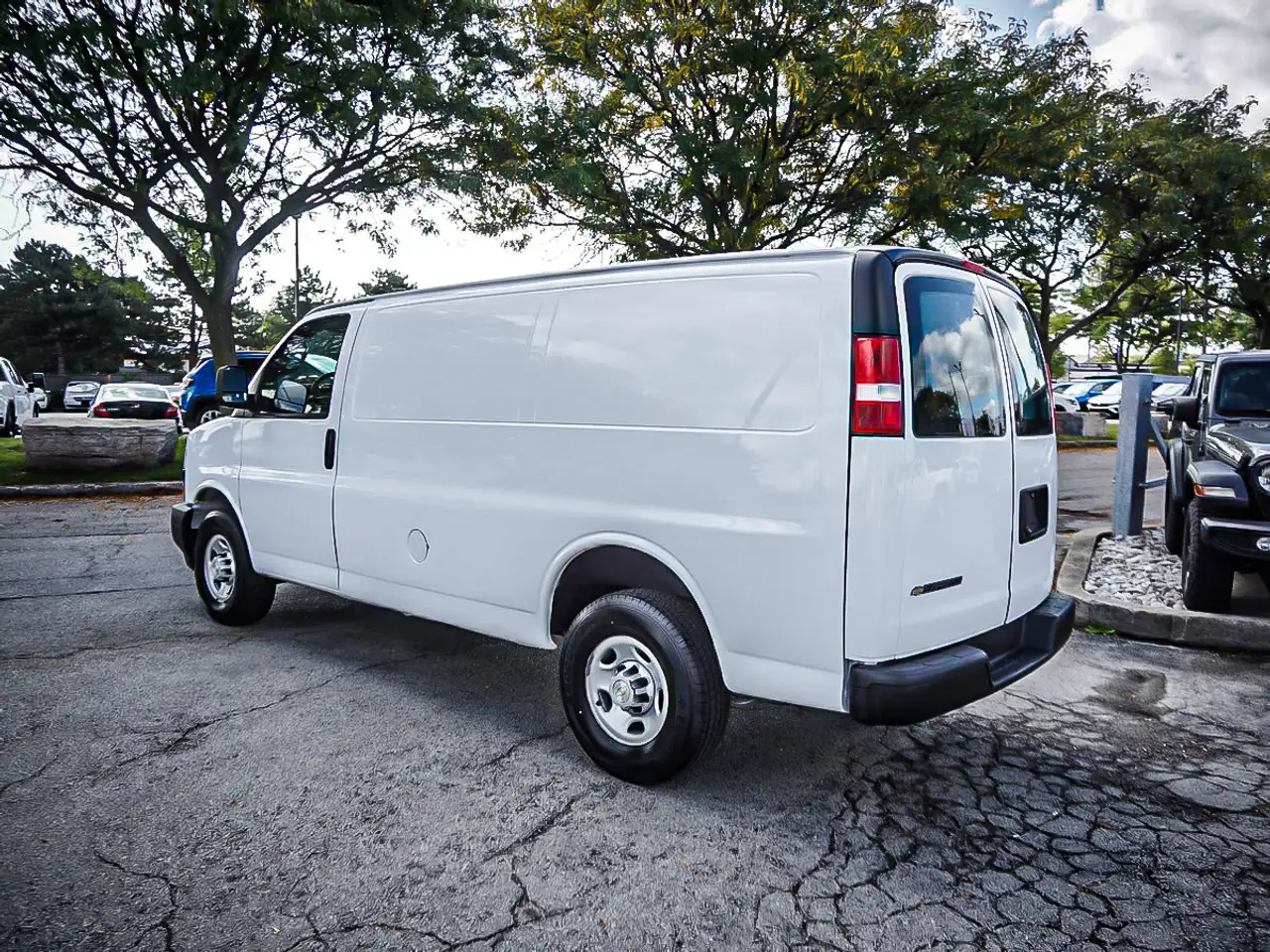 Chevrolet Express 2500 снимка Chevrolet Express 2500