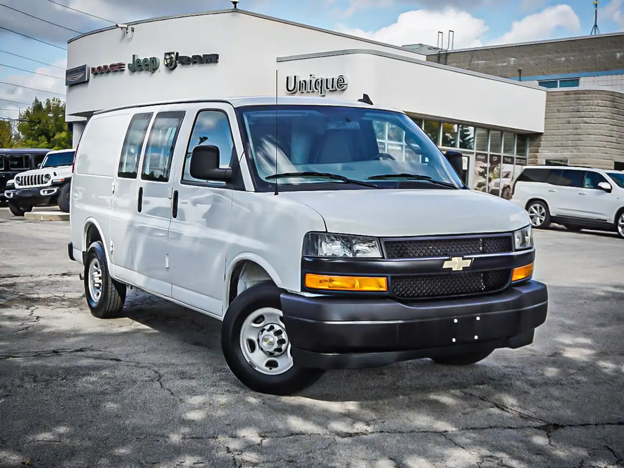 Chevrolet Express 2500 снимка Chevrolet Express 2500