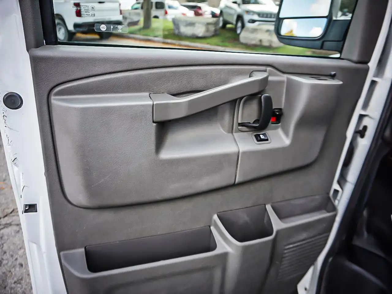 Chevrolet Express 2500 снимка Chevrolet Express 2500