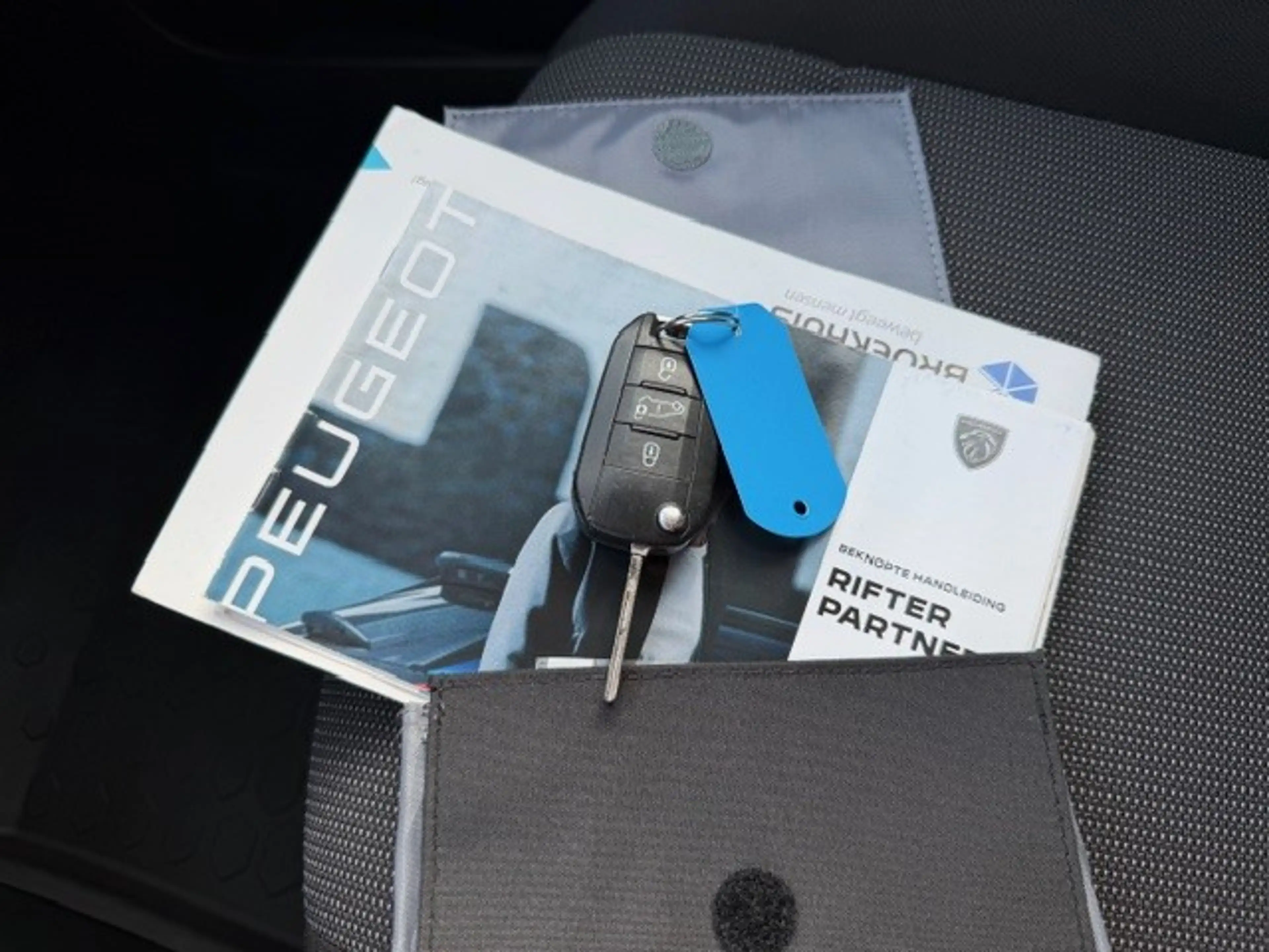 Peugeot Partner 1.5 BlueHDI Premium AIRCO I APPLE CARPLAY I 2 SCHU — photo 21