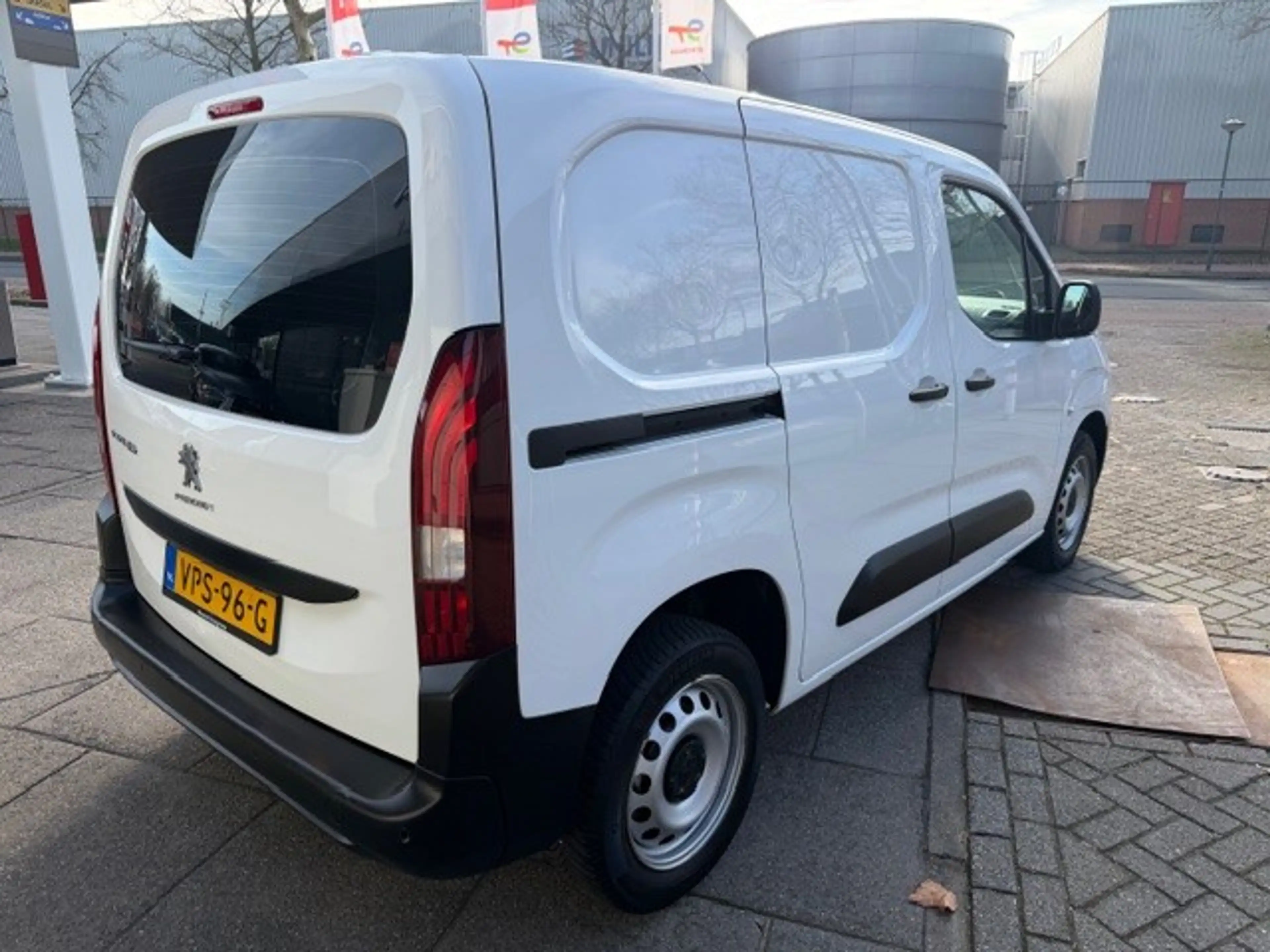 Peugeot Partner 1.5 BlueHDI Premium AIRCO I APPLE CARPLAY I 2 SCHU — photo 6