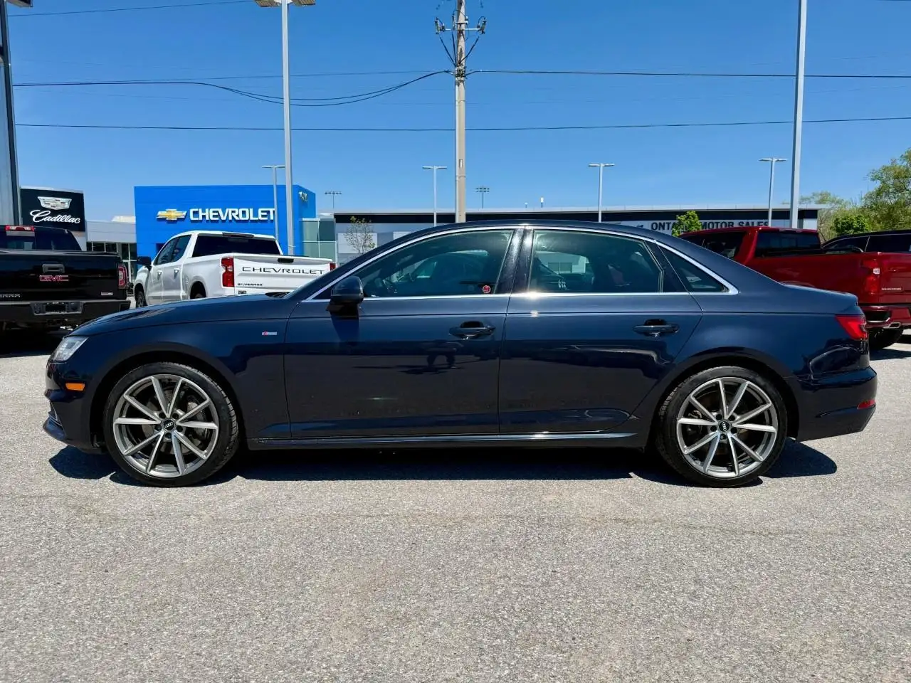 Audi A4 снимка Audi A4