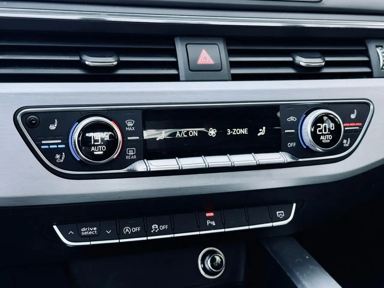 Audi A4 снимка Audi A4