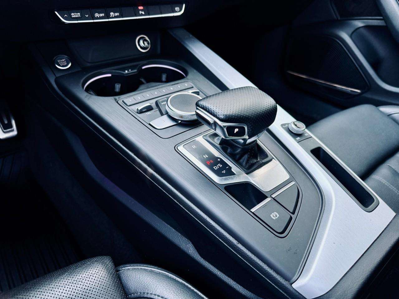 2017 Audi A4 Sunroof / Navigation / Heated &amp; Ventilated Fro thumb 46