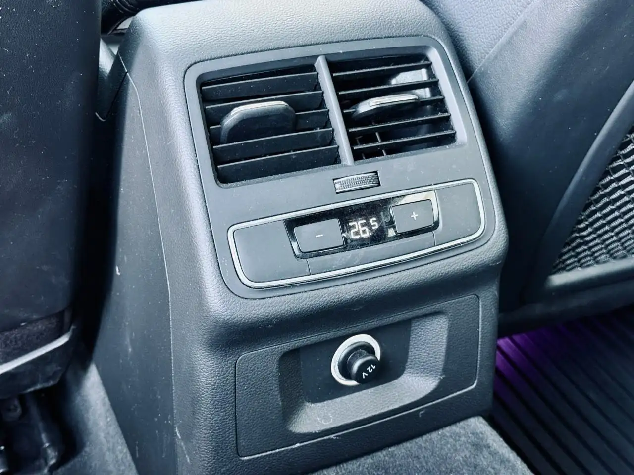 Audi A4 снимка Audi A4