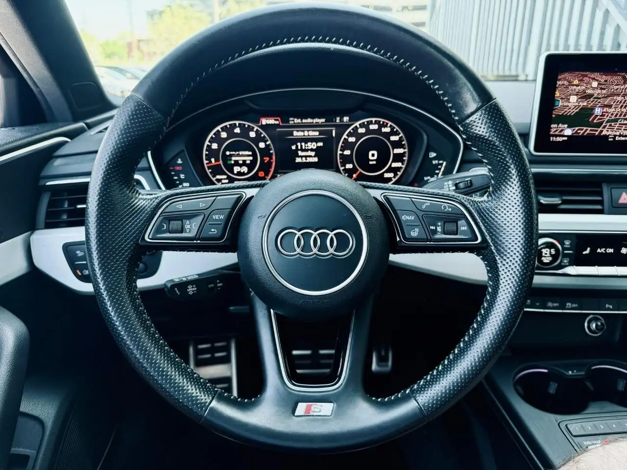 Audi A4 снимка Audi A4