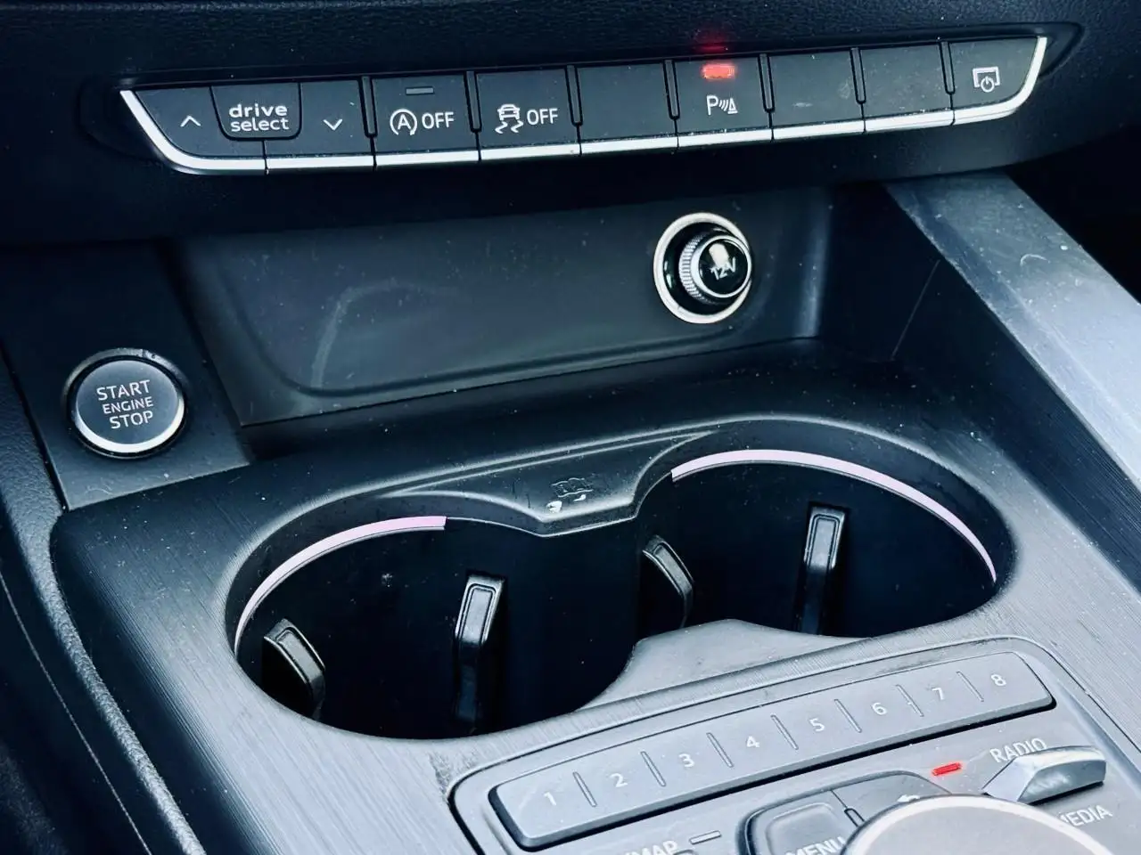 Audi A4 снимка Audi A4