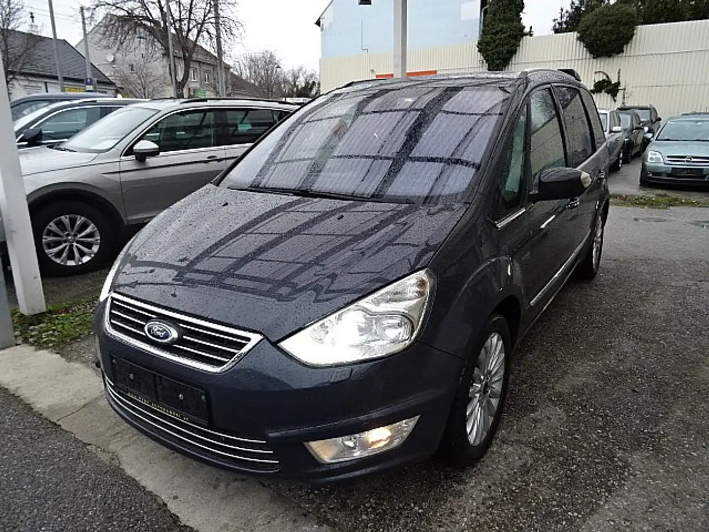 Ford Galaxy Titanium 2,0 TDCi DPF Aut. Gris - 1