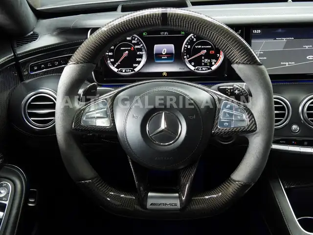 Mercedes-Benz S-Class view 12