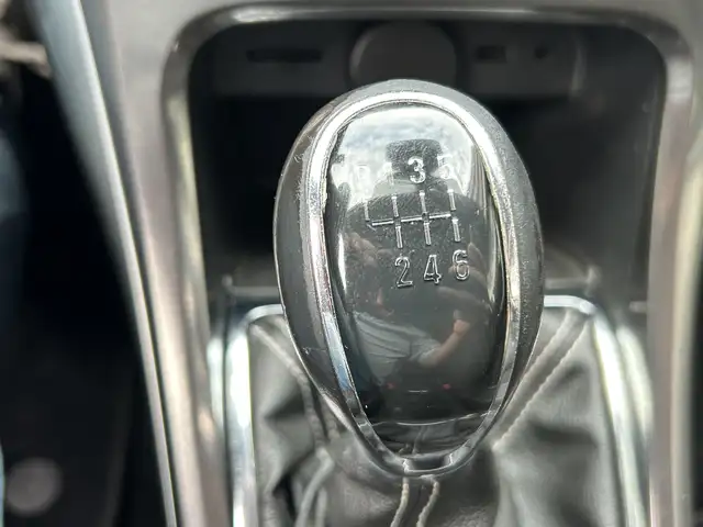 Opel Astra view 10